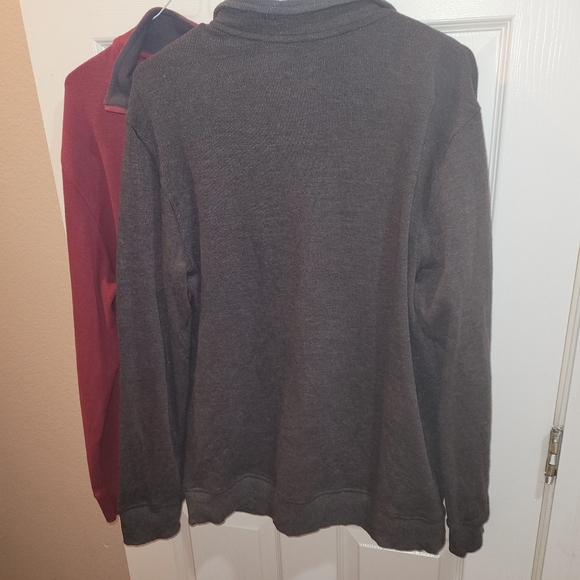 2 Van Heusen long sleeves - Picture 7 of 8